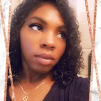 MERCEDES_XO's Profile Pic