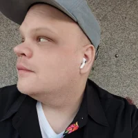 Slika avatara modela SeraVonDeeIsQueen