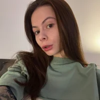 BellaAbey's Avatar Pic