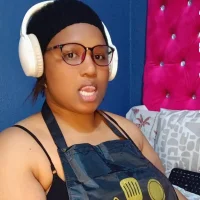 JUICYLIPS333 webcam