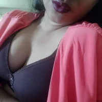 nilababe's Profile Pic