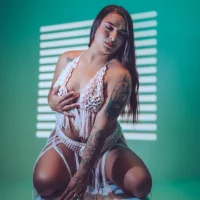 KendraDiorr_ webcam