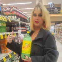 HOT-WIFE-BECCA69's Profile Pic