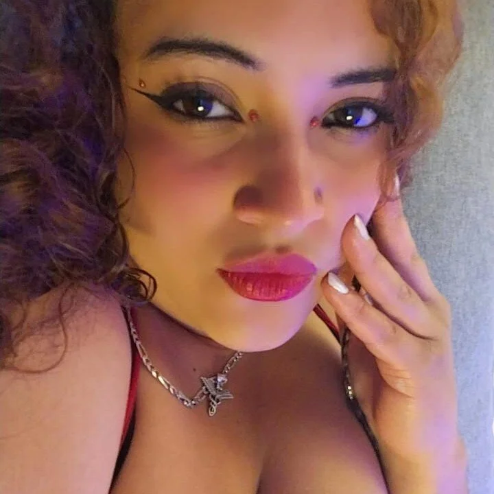 Moon_shaddow Stripchat profile image