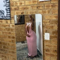 MILLIONDOLLARPUSSY95's Avatar Pic