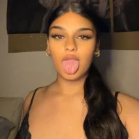 kaviahxx18's Avatar Pic