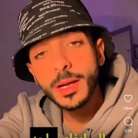 Webcam model Aarrraamb