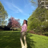 NellyBlackwood's Avatar Pic