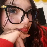 PrincessGlow webcam model