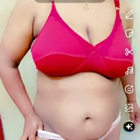 Romentic_Couple's Avatar Pic
