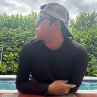 Sweet_Boy2411's Profile Pic