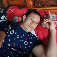 liamsantiago13's Avatar Pic