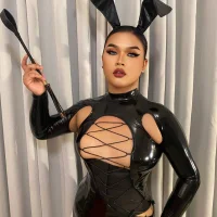 SiennaSerpent 的個人資料圖片