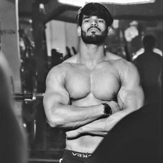 muscularZoro profile photo