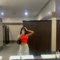 Urlovjeana's Profile Pic