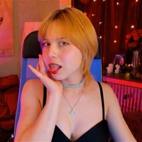 Ảnh Đại Diện VivienneHebert