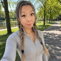 Eva135666's Profile Pic