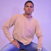 Julian_moretti_'s Profile Pic