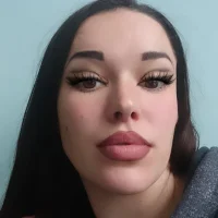 Maria-Kiss's Profile Pic