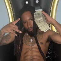 goldbrvcks's Profile Pic