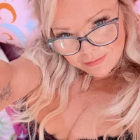 mistresskittyuk's Profile Pic