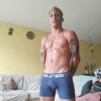 Livitone1's Profile Pic