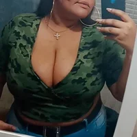 thayla13's Profile Pic