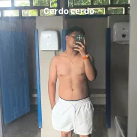 Angelinn05's Profile Pic