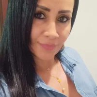 Thania-sol's Profile Pic