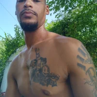 DoggggRoof39's Profile Pic