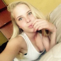 EveDelAzure এর প্রোফাইল ছবি