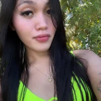 Вебкам-модель Chantellefuckdoll14