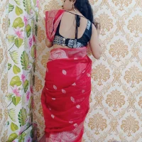 Realcouple1379's Avatar Photo