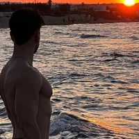 taniloohy's Profile Pic