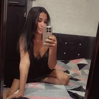 aleskaswarovski webcam model