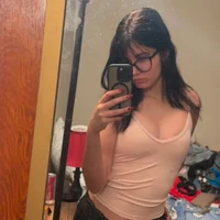 LaceyEllison webcam