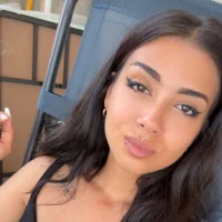 Jasmin-111's Offline Chat Room