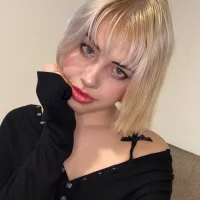 Slika avatara modela AmyTorry