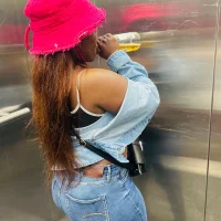 Thick-Ebony10's Profile Pic