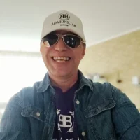 Realfun2025 的个人资料图片