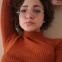 Hippiegirll's Profile Pic