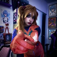 Dracul0na's Profile Pic