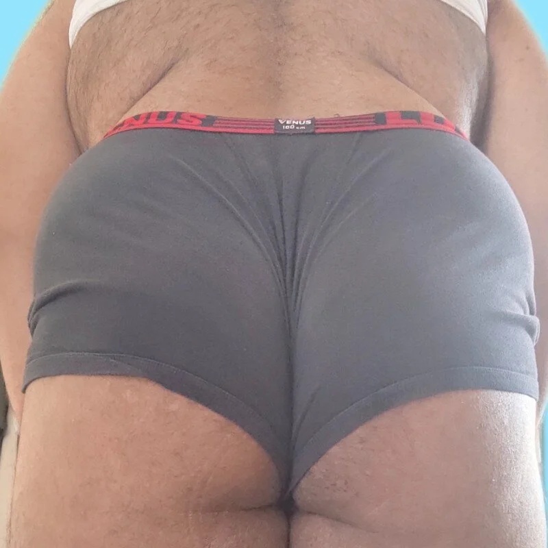 slave_public profile photo