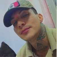 AlejandrXxXbellak's Offline Chat Room