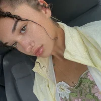 LolaRosexoxx's Profile Pic