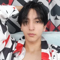 รูปอวาตาร์ของ Steerlingxvx