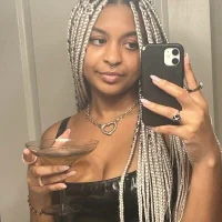 صورة الملف الشخصي لـ aliceinerotica