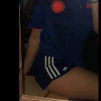 mamivalenx's Profile Pic