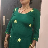 Bangali-aunty