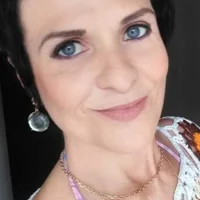 Luna-Hot0802 Adlı Modelin Avatarı